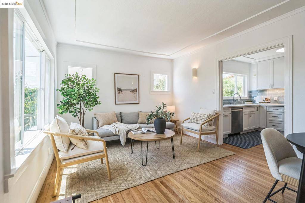 Berkeley, CA 94703,1515 Derby St