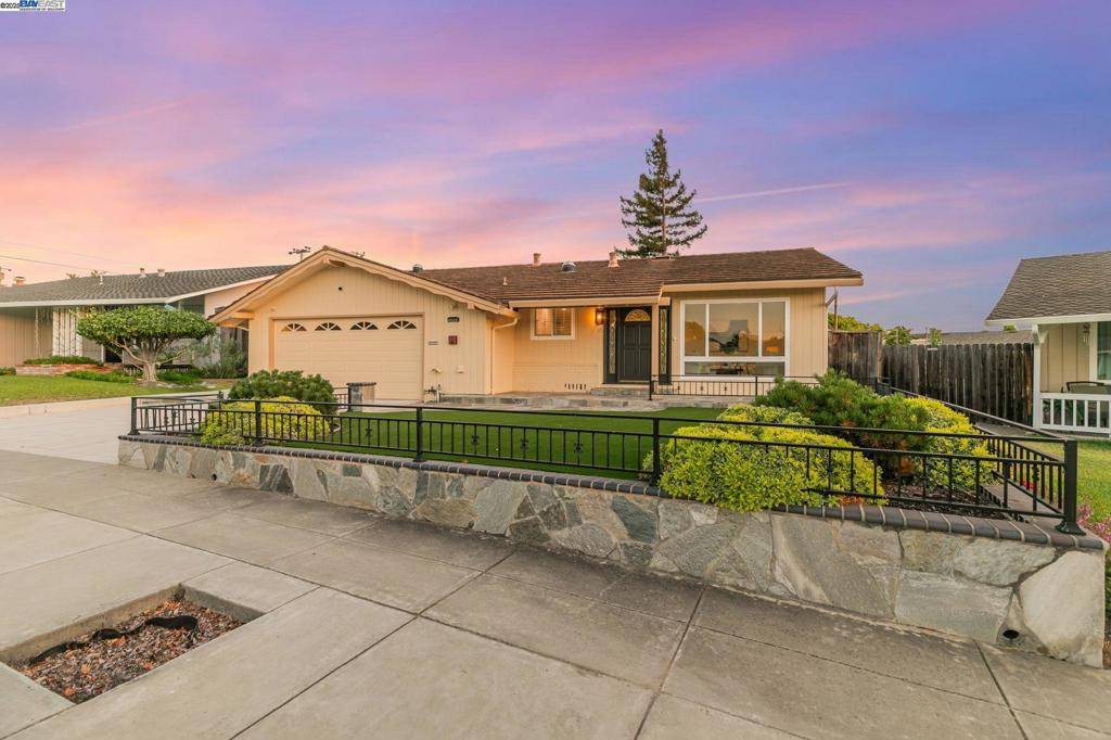 Fremont, CA 94539,41519 Apricot Ln