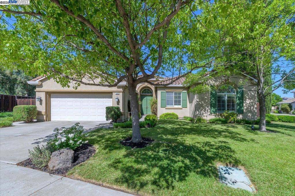 Pleasanton, CA 94588,3499 Dennis Dr