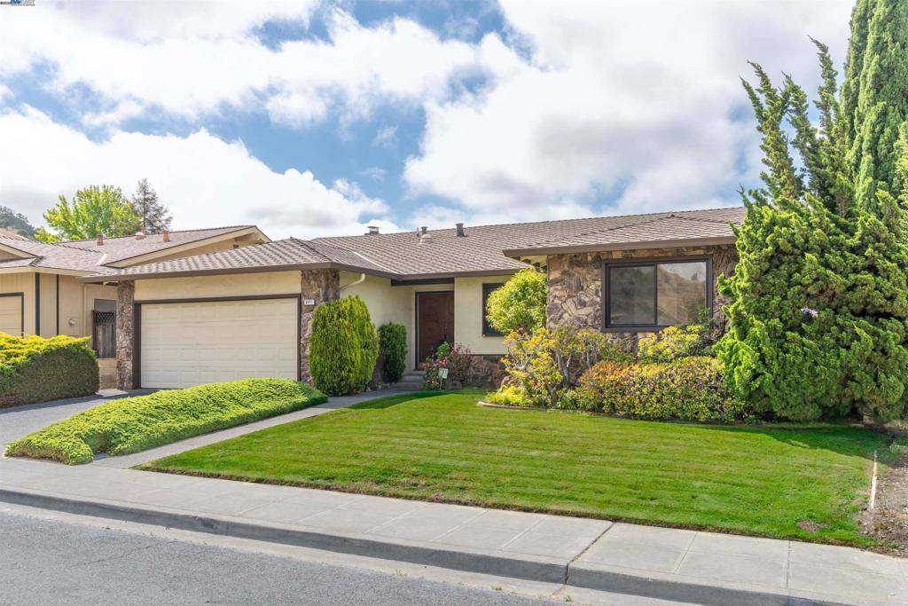 San Leandro, CA 94577,2177 Hillside Cir