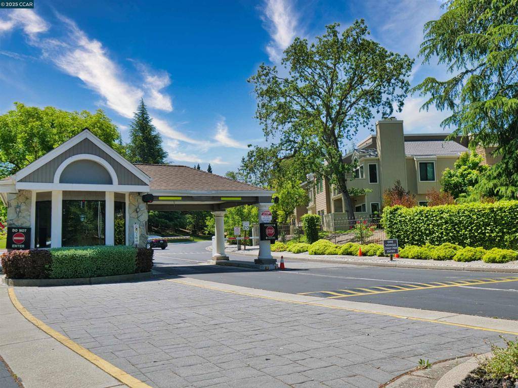 San Ramon, CA 94583,122 Eastridge Drive