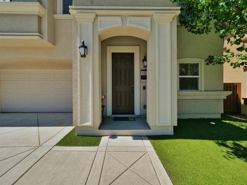 Pittsburg, CA 94565,2419 Sienna Dr