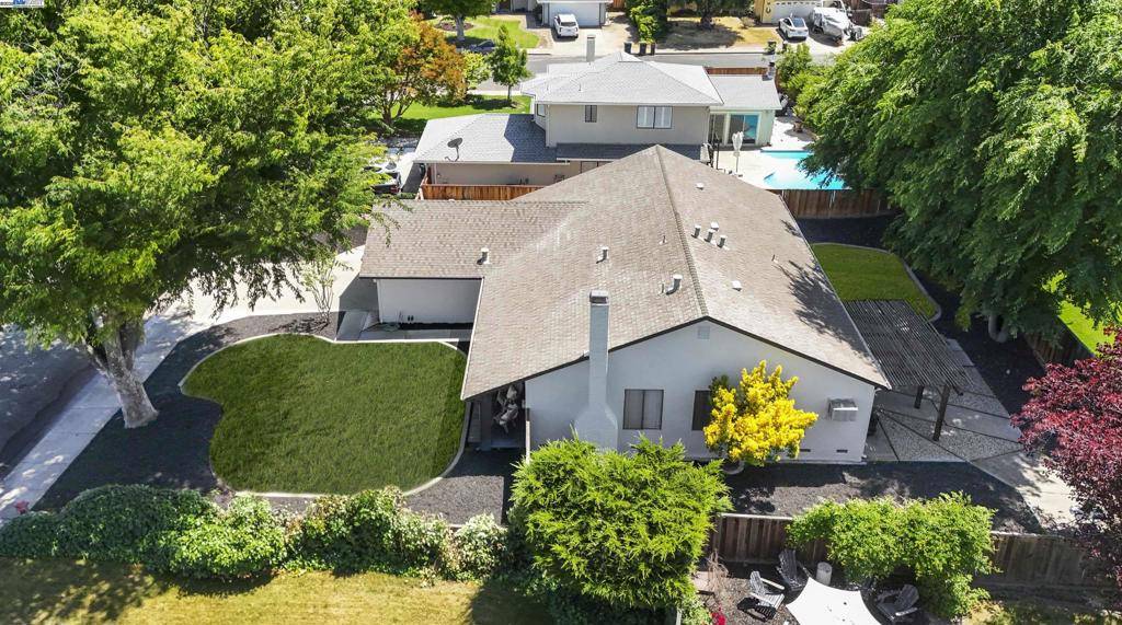 Livermore, CA 94551,516 Tanager Rd