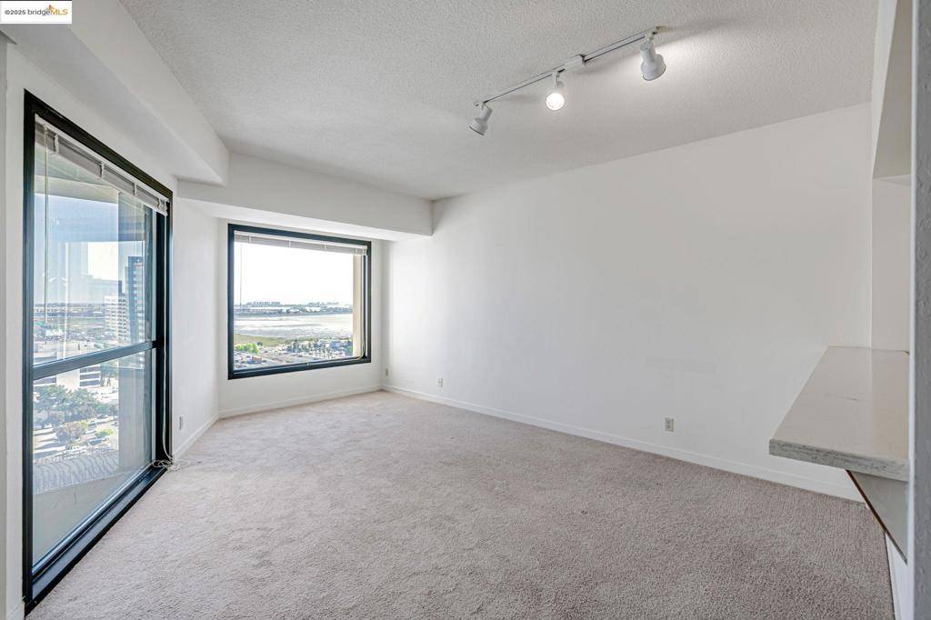 Emeryville, CA 94608,6363 Christie Avenue ##1601