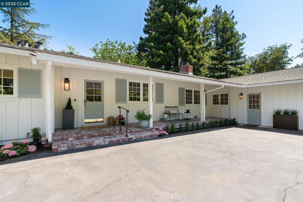 Diablo, CA 94528,2190 Alameda Diablo