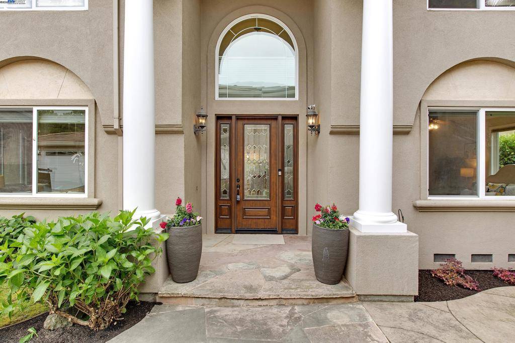 Castro Valley, CA 94546,3940 Alexia Pl