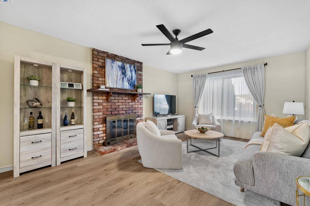Dublin, CA 94568,7476 Brookdale Ct