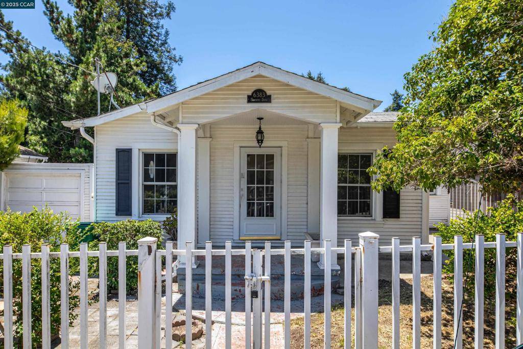 Oakland, CA 94605,6383 Hillmont Dr