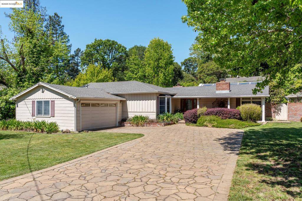 Orinda, CA 94563,14 El Camino Moraga