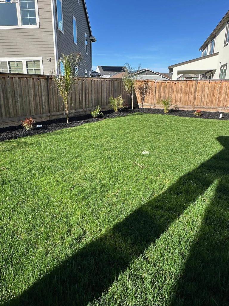 Lathrop, CA 95330,15991 Duggar Dr