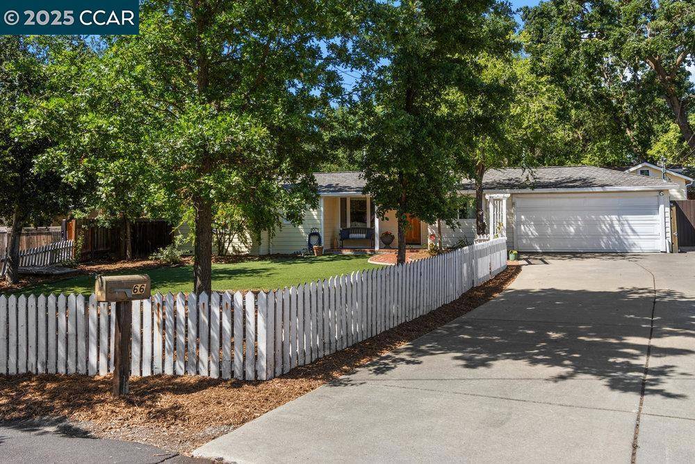 Walnut Creek, CA 94595,66 Del Hambre Cir