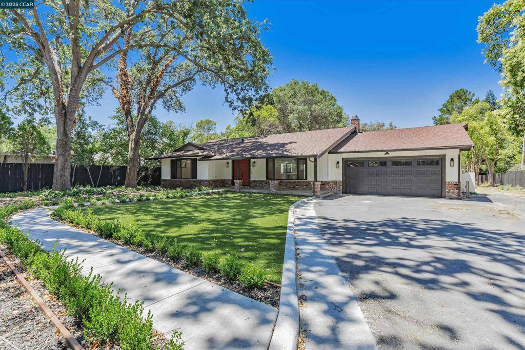 Walnut Creek, CA 94595,1821 S Main St