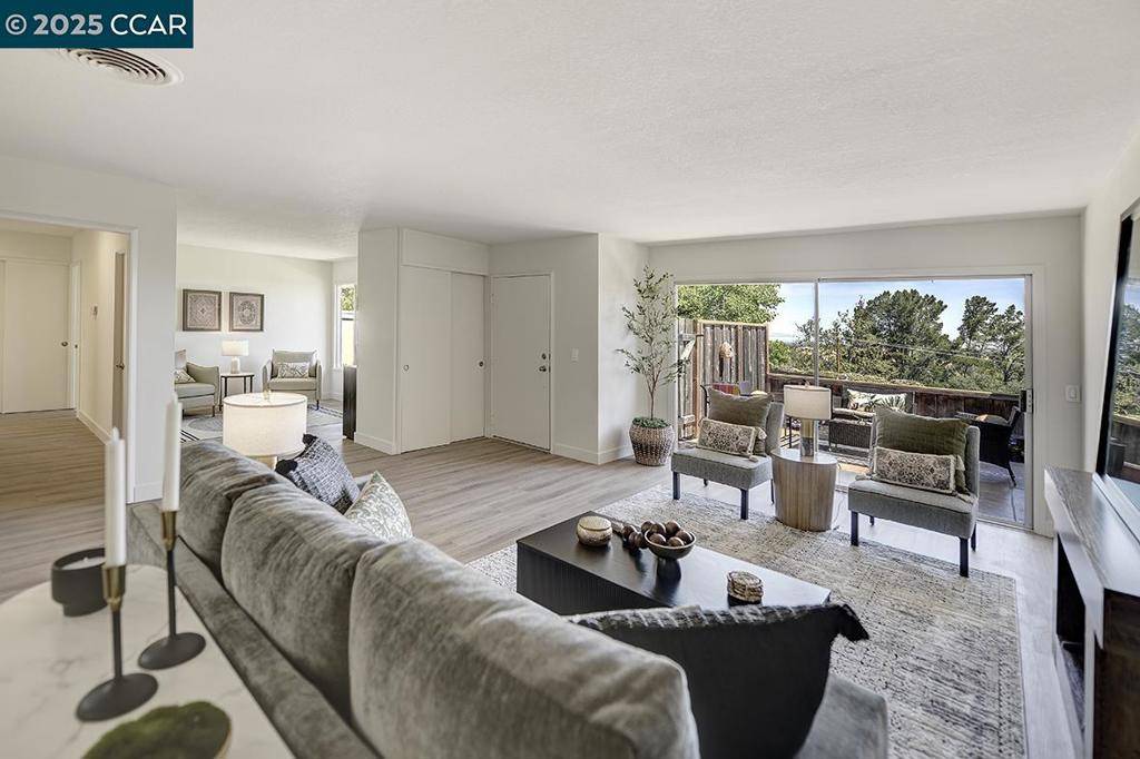 Walnut Creek, CA 94595-3507,2101 PTARMIGAN DR #2
