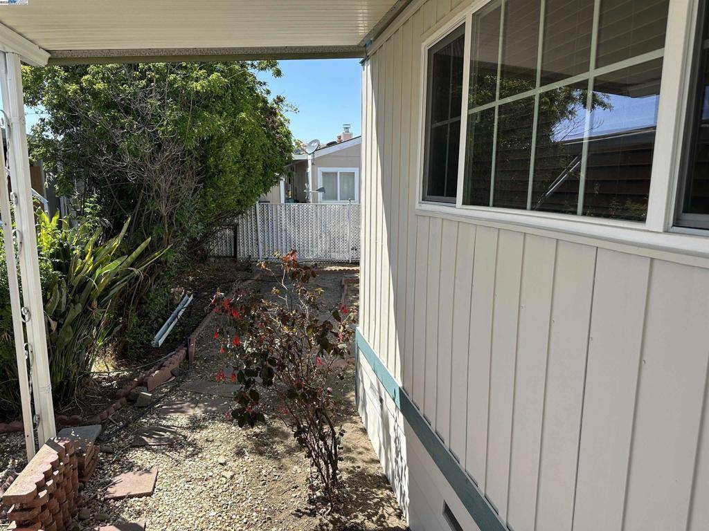 Fremont, CA 94536,711 Old Canyon Rd.