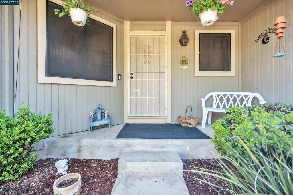 Antioch, CA 94509,4025 Eagleridge Dr