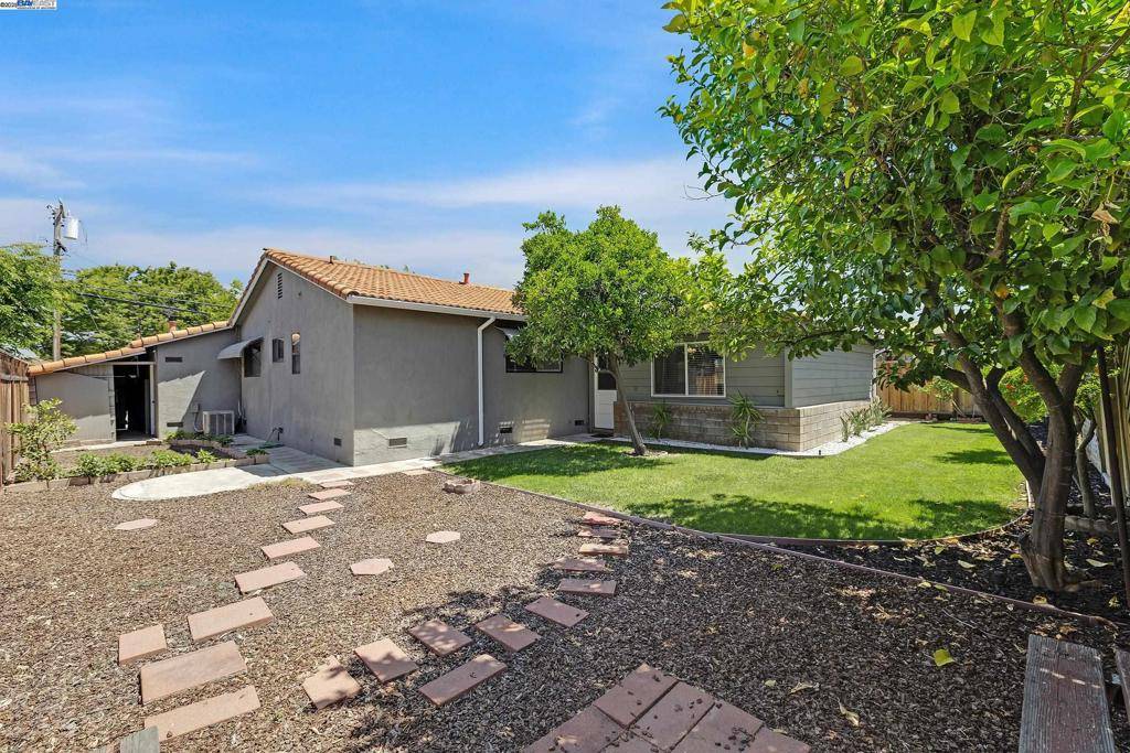 Livermore, CA 94550,1033 El Caminito