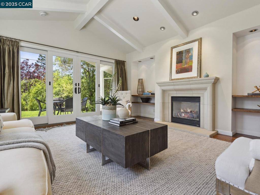 Orinda, CA 94563,536 Tahos Rd