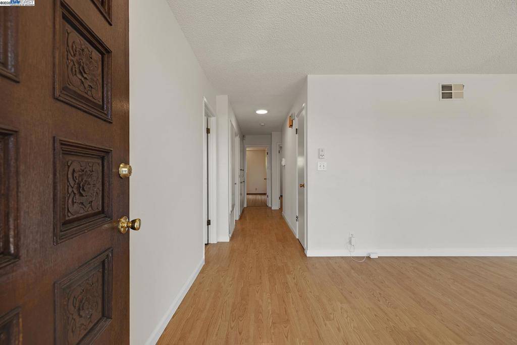 San Leandro, CA 94578,16651 Selby Dr