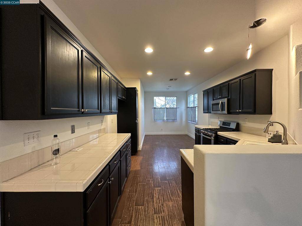 Pittsburg, CA 94565,111 Steinbeck Ct