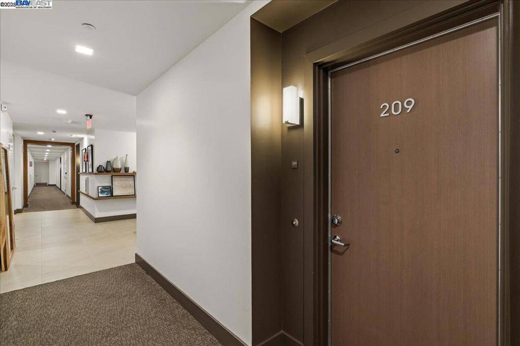 Mountain View, CA 94040-2746,1101 W El Camino #209