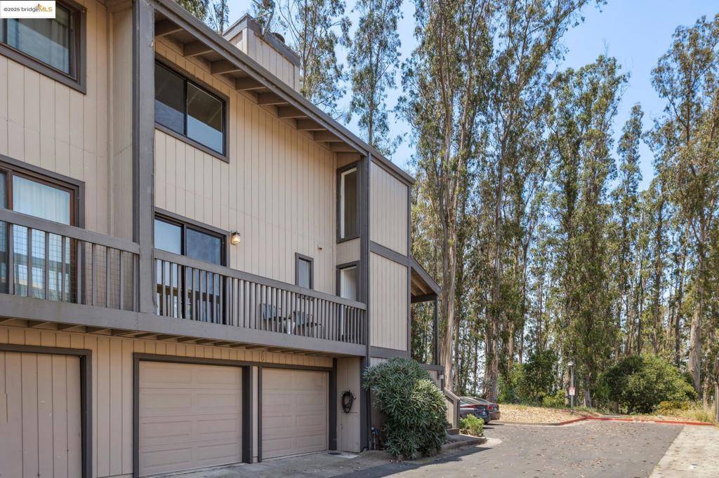 El Cerrito, CA 94530,307 Vista Heights Rd