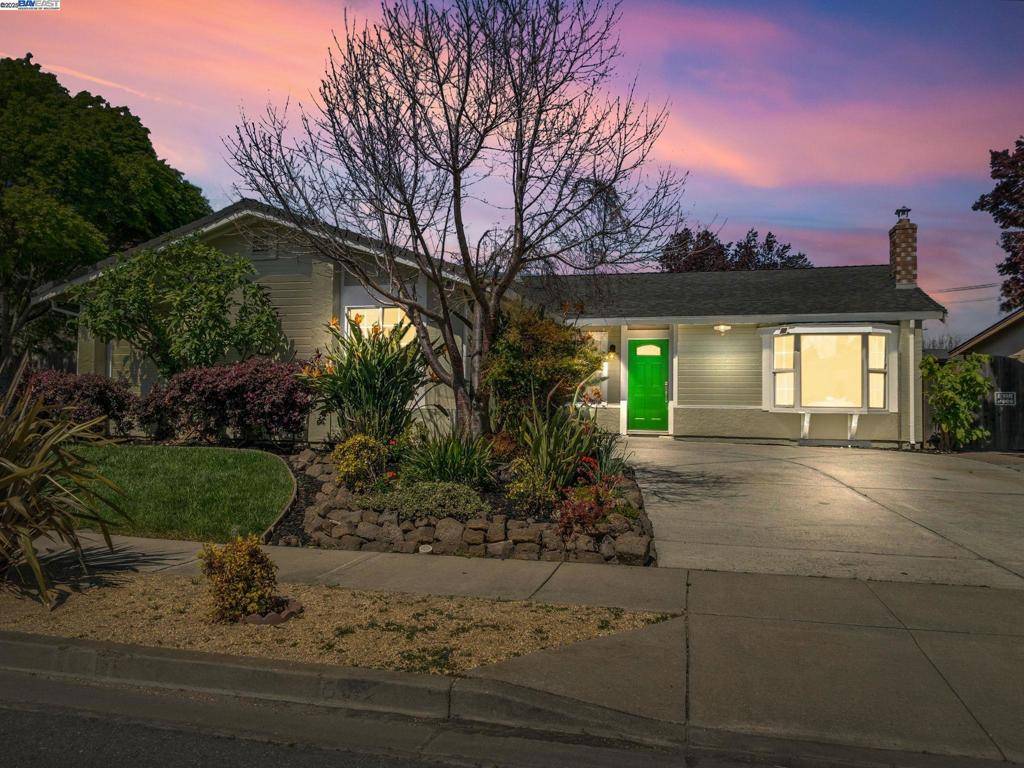 Fremont, CA 94555,33537 Bardolph Cir