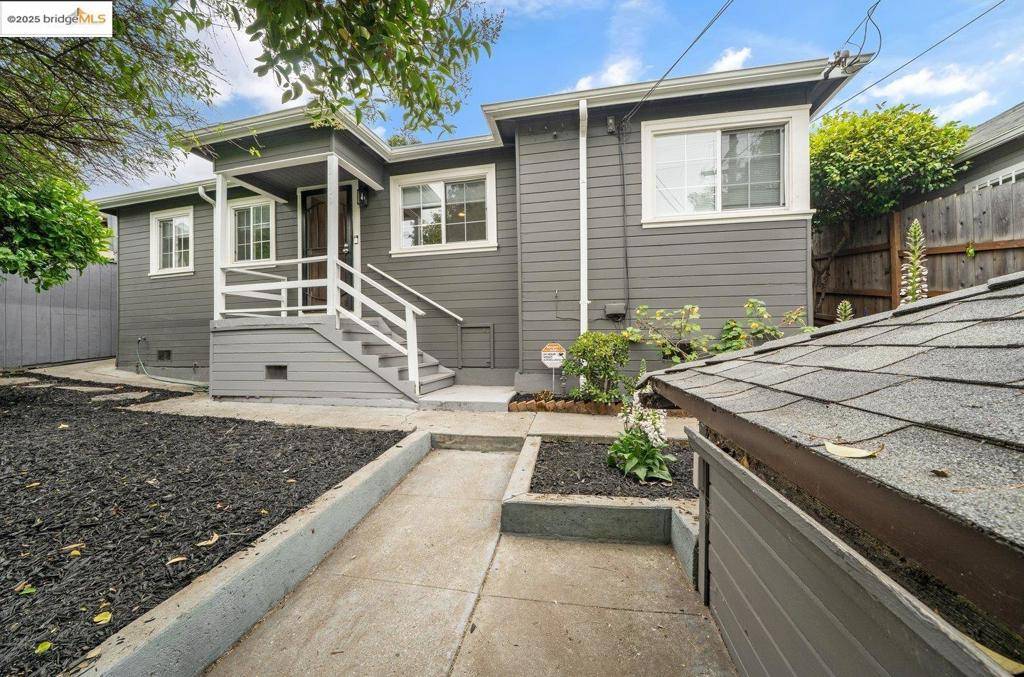 Oakland, CA 94601,2162 35Th Ave
