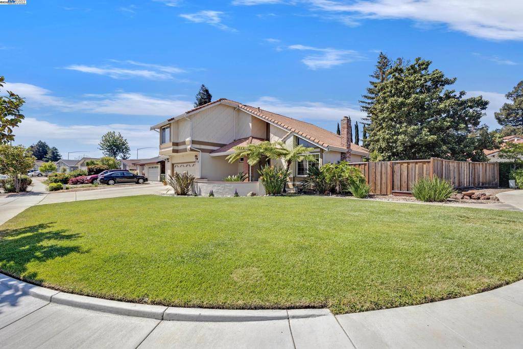 Fremont, CA 94539,45421 Parkmeadow Dr
