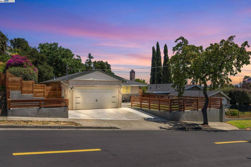 Hayward, CA 94544,635 Janice Ave