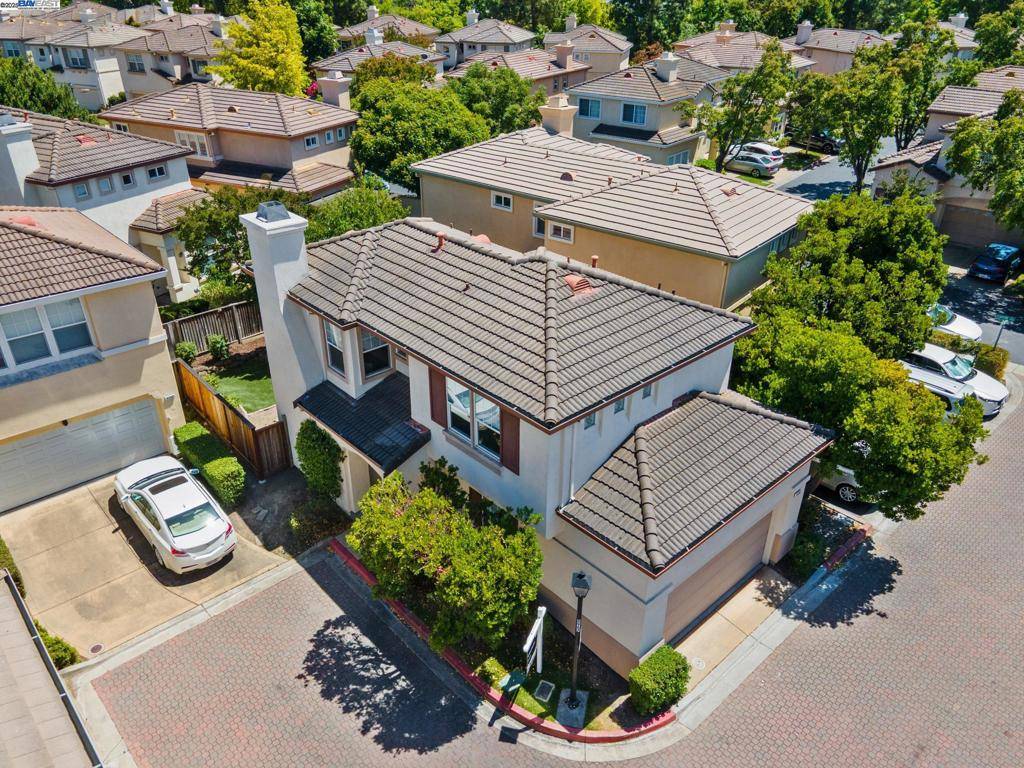 Pleasanton, CA 94588,5129 Rappolla Ct