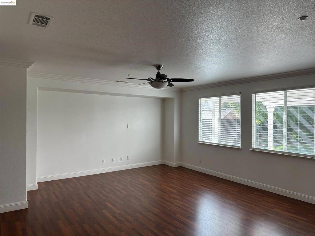 Brentwood, CA 95139-9999,2814 PASA TIEMPO DRIVE