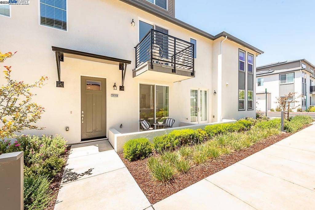 Hayward, CA 94544,29709 Hansen St