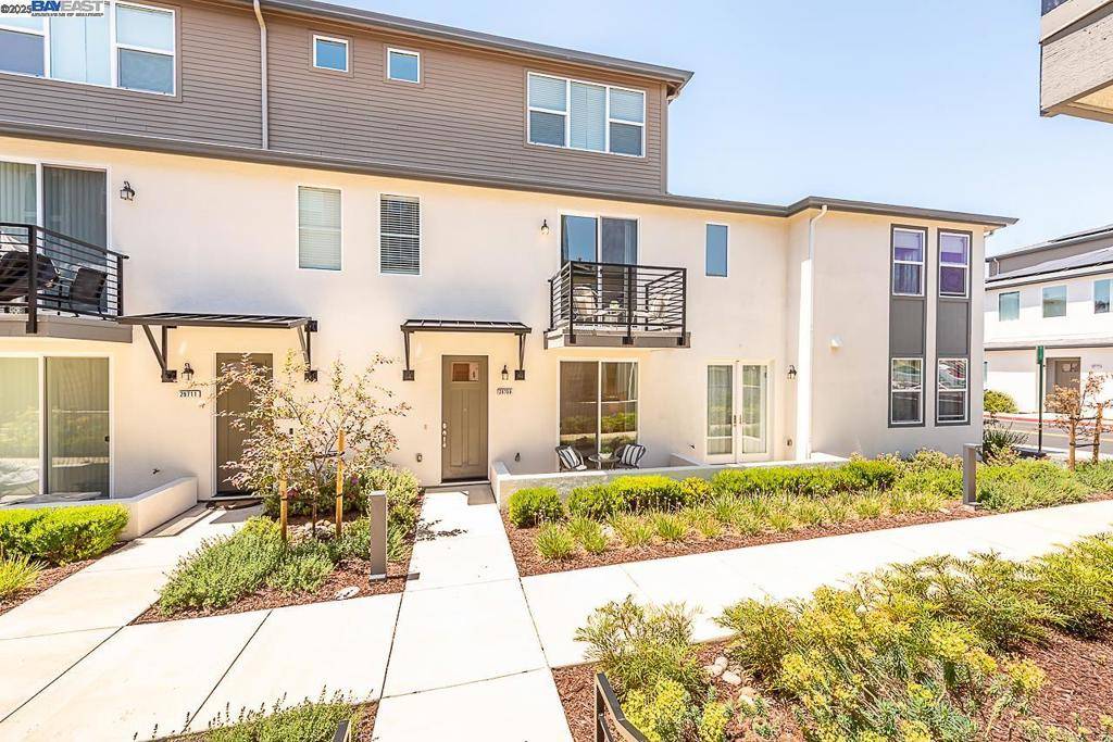 Hayward, CA 94544,29709 Hansen St