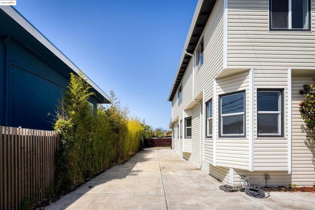 Berkeley, CA 94702,2914 Stanton St