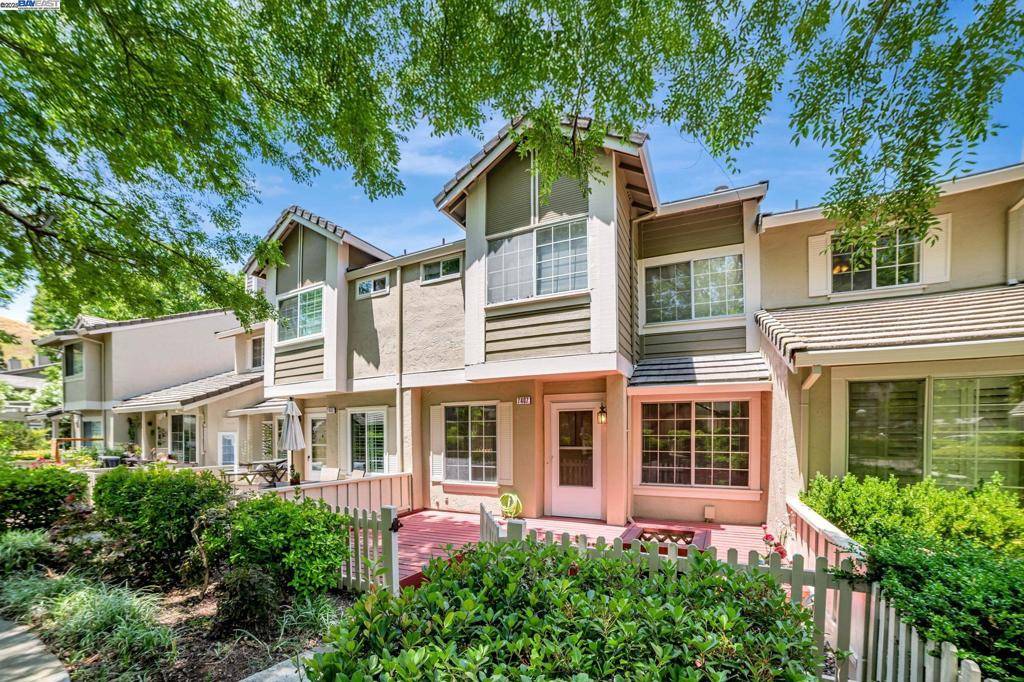 Dublin, CA 94568,7407 Oxford Cir