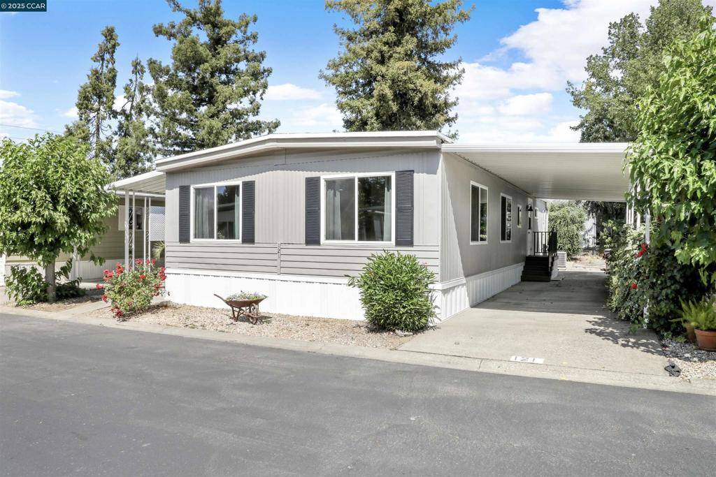 Pleasanton, CA 94566,3231 Vineyard Ave
