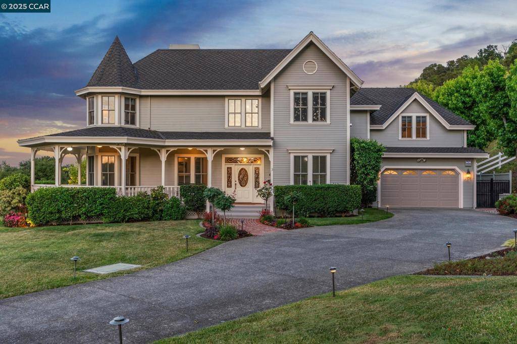 Danville, CA 94526,555 Highland Dr