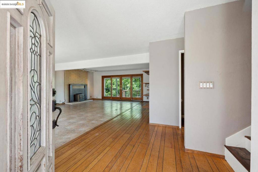 Martinez, CA 94553,2115 Valente CIR