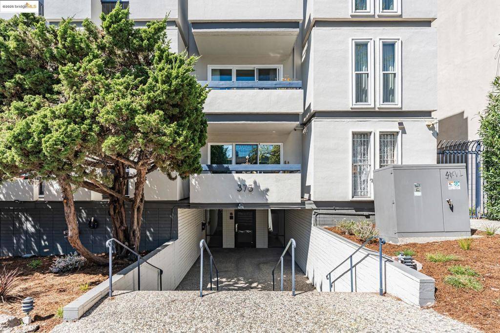 Oakland, CA 94610,375 Jayne Avenue #106