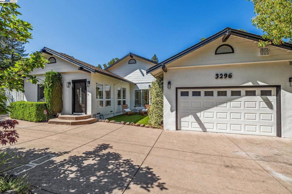 Lafayette, CA 94549,3296 Walnut Ln