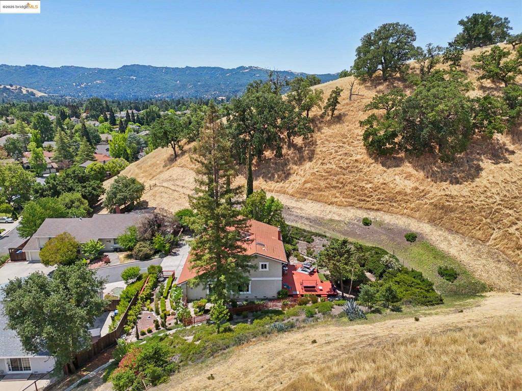 Walnut Creek, CA 94596,2353 Benham Ct
