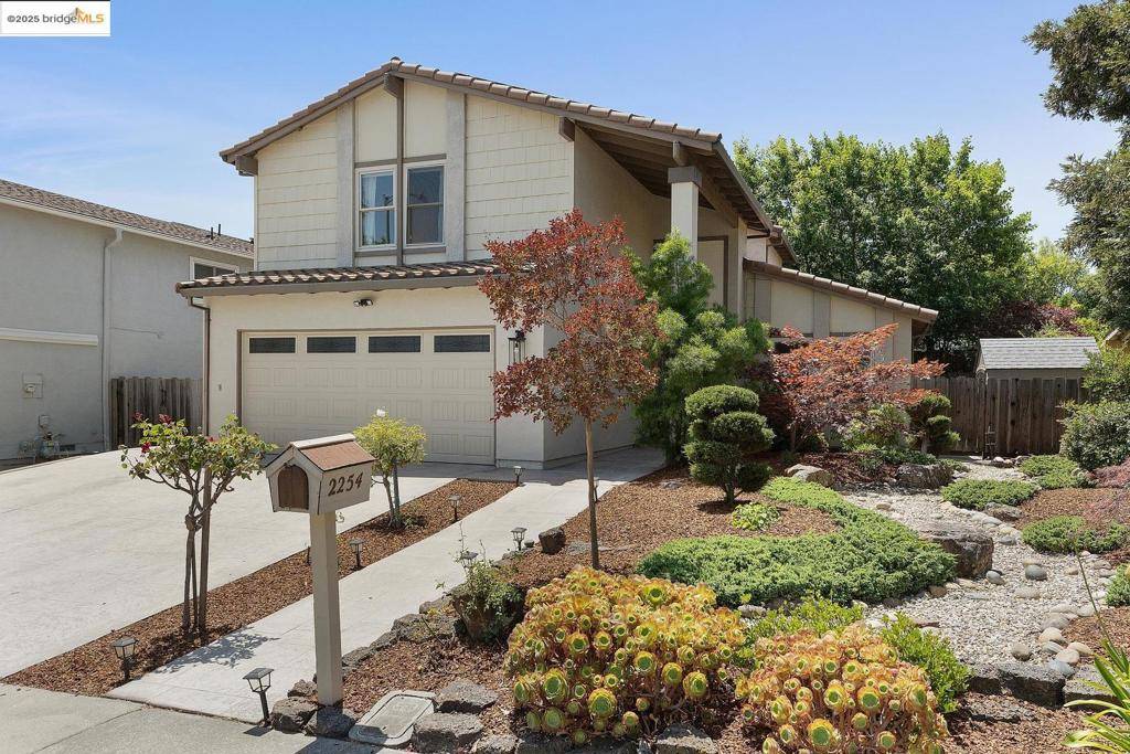 Martinez, CA 94553,2254 Hidden Lakes CT