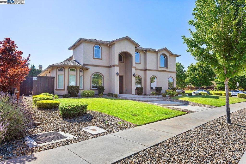 Turlock, CA 95382,4121 Country Walk Lane