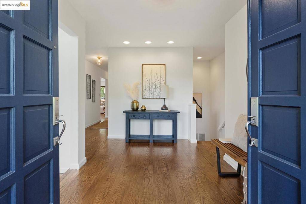 Orinda, CA 94563,151 La Espiral