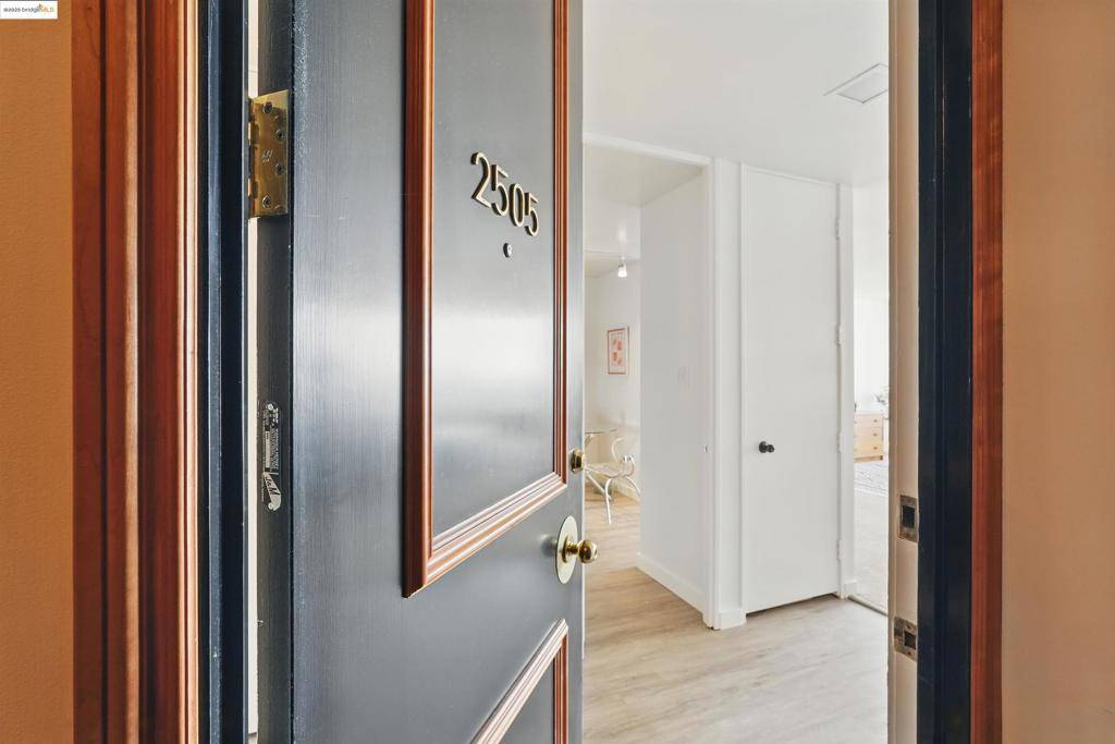 Oakland, CA 94610,565 Bellevue Ave #2505
