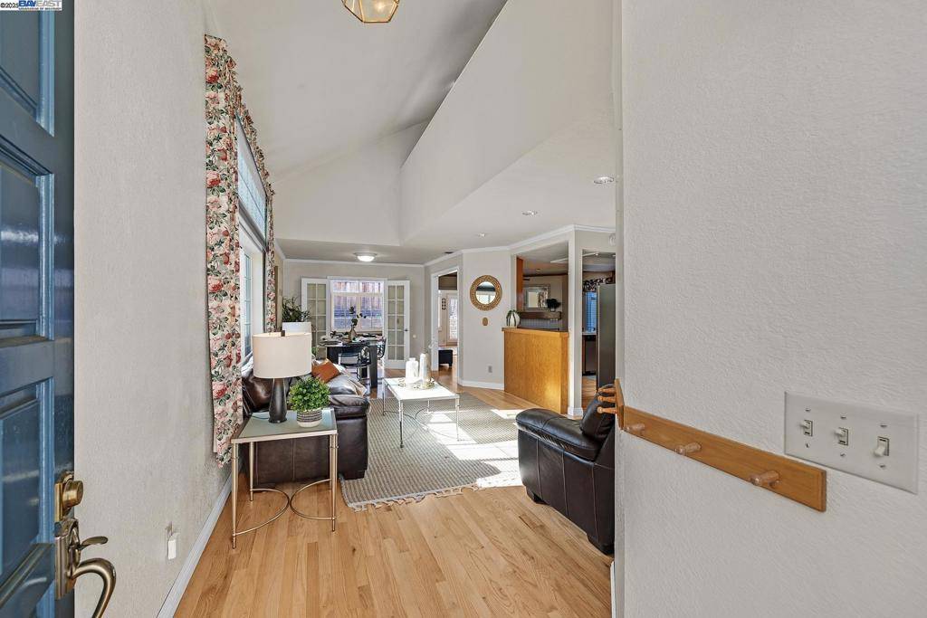 Pleasanton, CA 94566,2864 El Capitan Dr