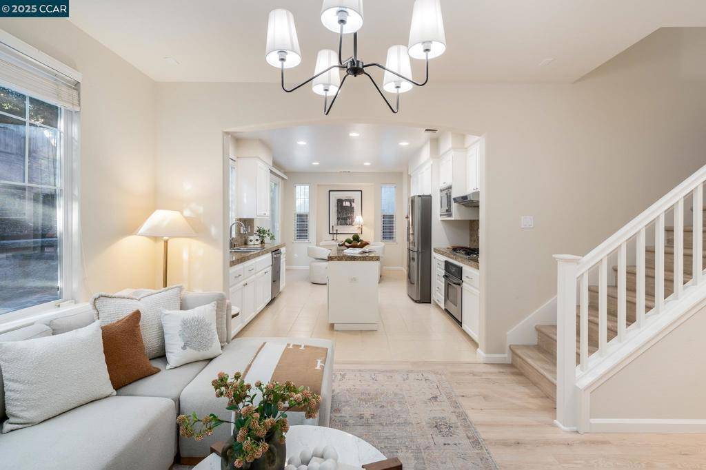 San Ramon, CA 94582,2258 S Donovan Way