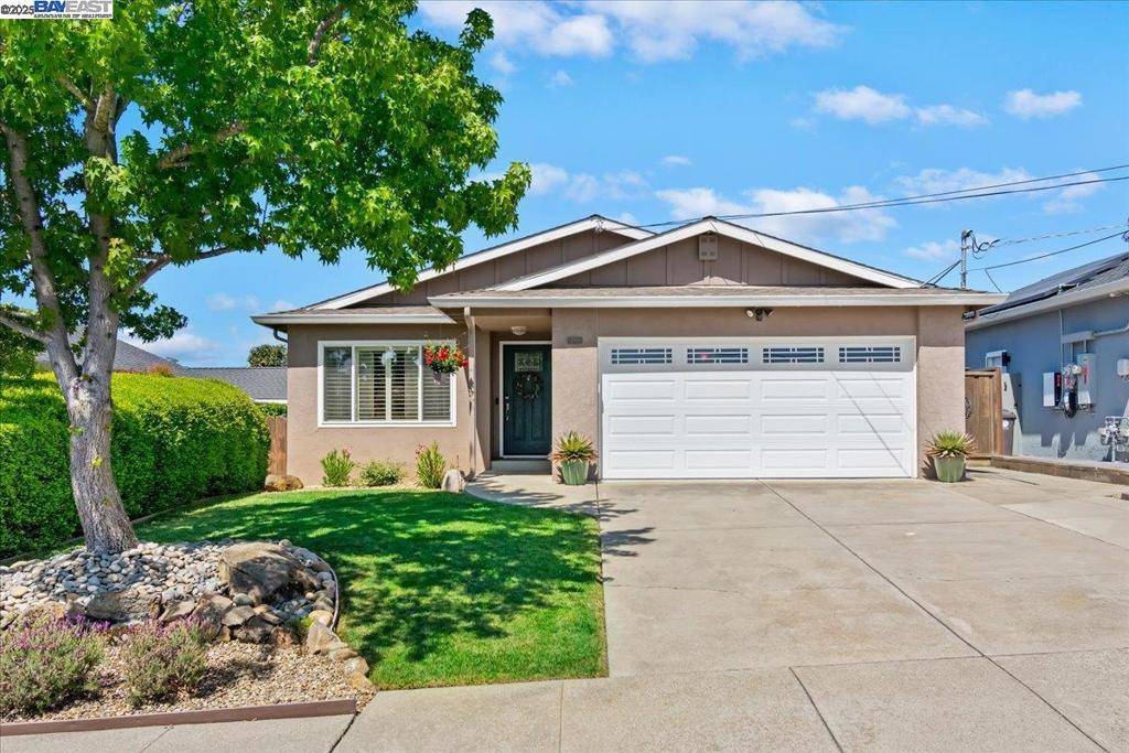 Castro Valley, CA 94546,17899 Apricot Way