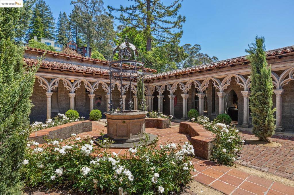 Berkeley, CA 94708,2900 Buena Vista Way