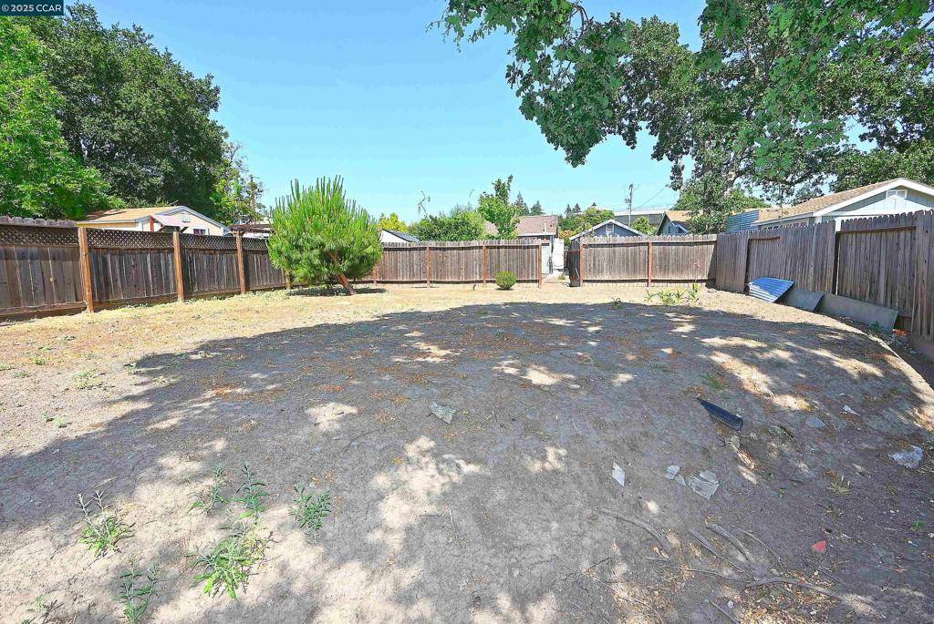 Pleasant Hill, CA 94523,2577 Jewell Ln